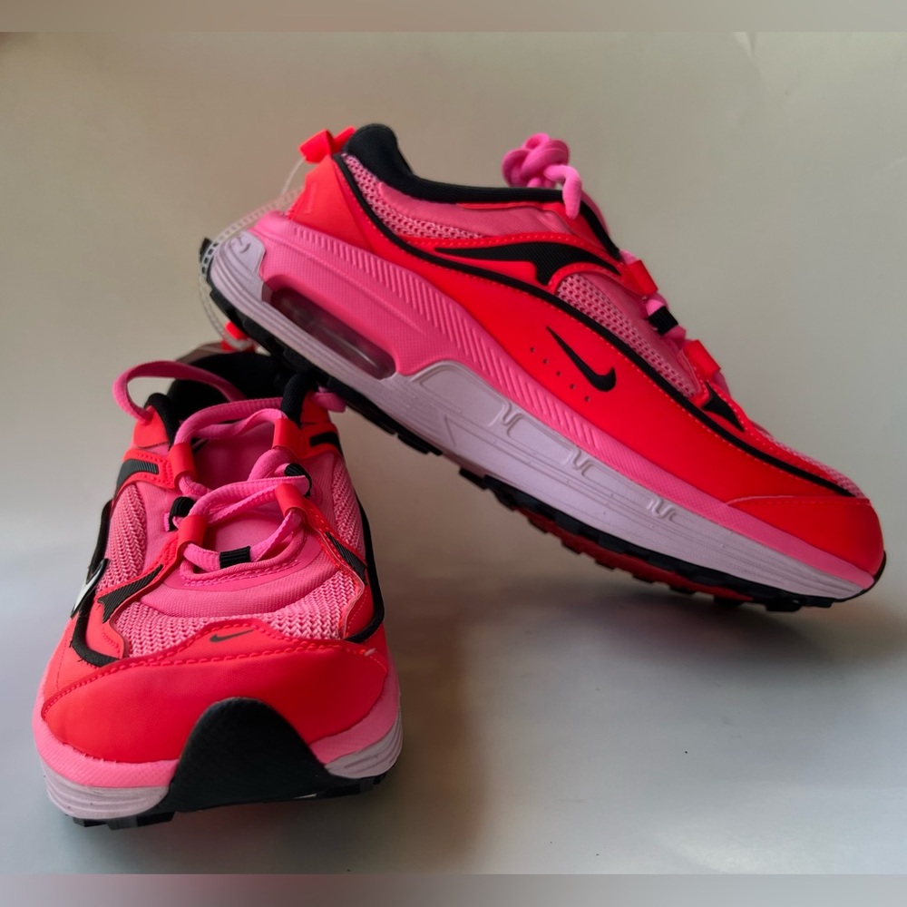 NEW Nike AirMax Bliss Running Shoes Laser Pink Size 6.5